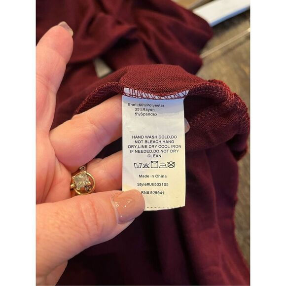 Suzanne Betro Burgundy Tiered Hem Tunic Top sz 2X NWT - Picture 8 of 8